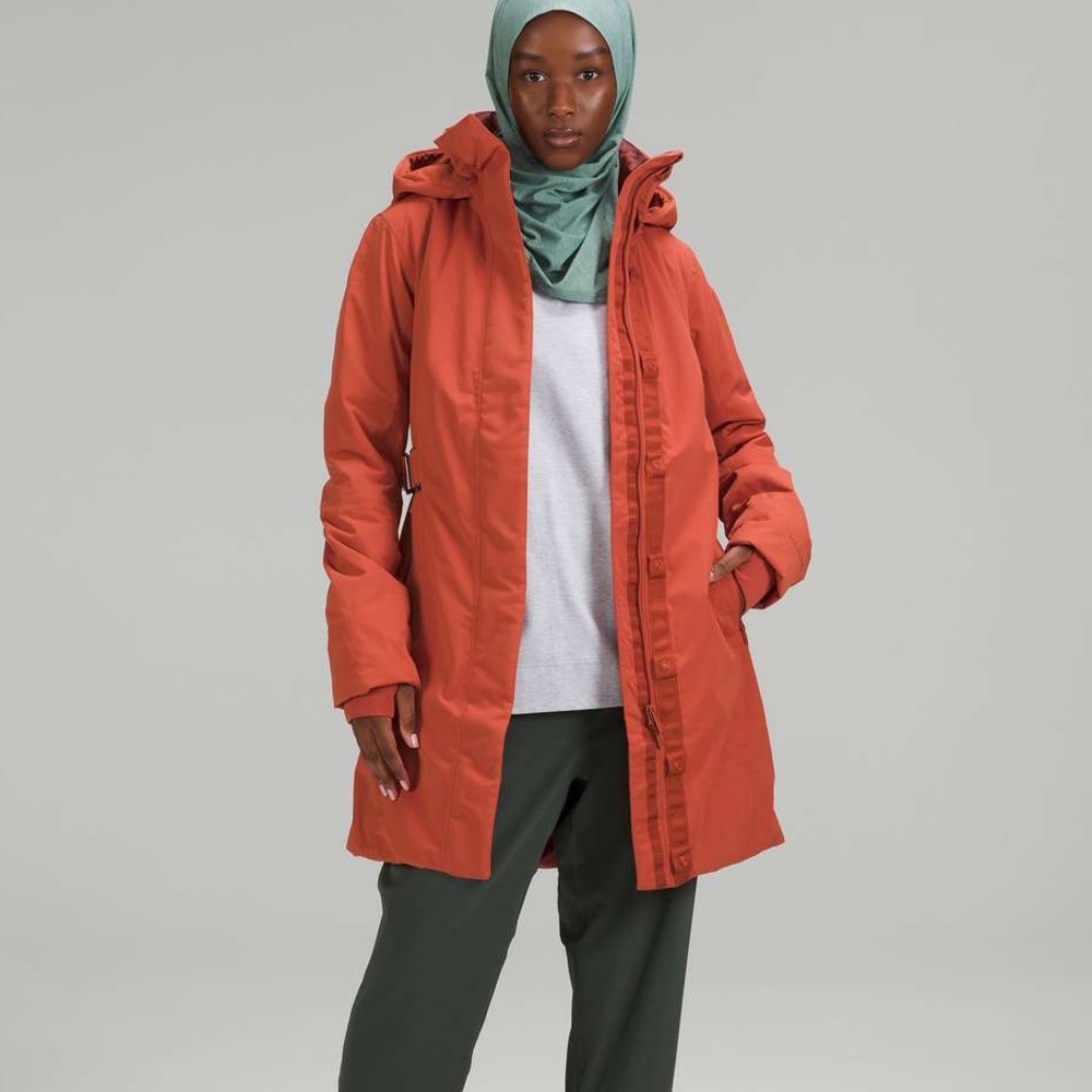 Lululemon Apres It All insulated jacket/ Red rock size 6